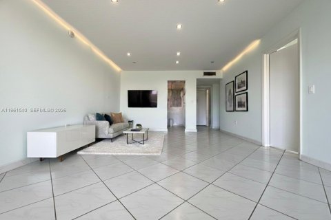 Купить кондоминиум в Авентура, Флорида 1 спальня, 71.35м2, № 2023401 - фото 8