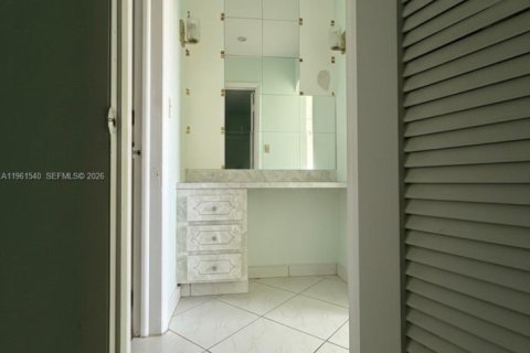 Купить кондоминиум в Авентура, Флорида 1 спальня, 71.35м2, № 2023401 - фото 16