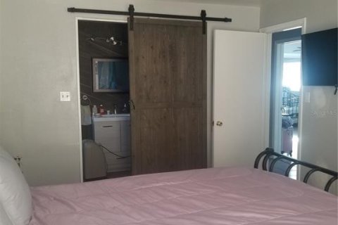 Casa en alquiler en Clearwater, Florida, 4 dormitorios, 166.11 m2 № 1831447 - foto 5