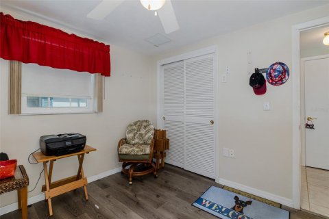 Copropriété à vendre à New Port Richey, Floride: 2 chambres, 82.5 m2 № 2150858 - photo 19