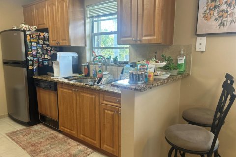 Condo in Port St. Lucie, Florida, 2 bedrooms № 2146023 - photo 18