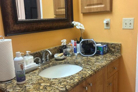 Condo in Port St. Lucie, Florida, 2 bedrooms № 2146023 - photo 23