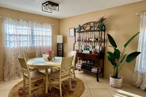 Condo in Port St. Lucie, Florida, 2 bedrooms № 2146023 - photo 15