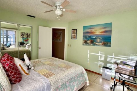 Condo in Port St. Lucie, Florida, 2 bedrooms № 2146023 - photo 27
