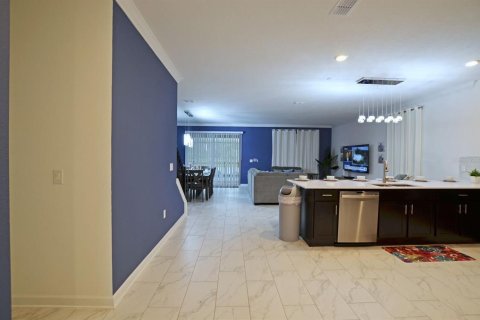 Villa ou maison à vendre à Kissimmee, Floride: 8 chambres, 398.46 m2 № 2108130 - photo 18