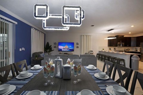 Villa ou maison à vendre à Kissimmee, Floride: 8 chambres, 398.46 m2 № 2108130 - photo 8