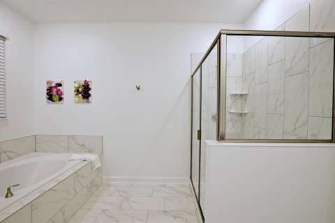 Villa ou maison à vendre à Kissimmee, Floride: 8 chambres, 398.46 m2 № 2108130 - photo 29