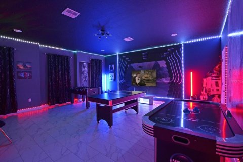 Villa ou maison à vendre à Kissimmee, Floride: 8 chambres, 398.46 m2 № 2108130 - photo 15