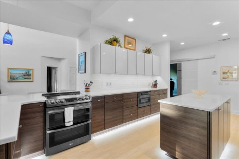 Villa ou maison à vendre à Ormond Beach, Floride: 3 chambres, 334.08 m2 № 2356469 - photo 7