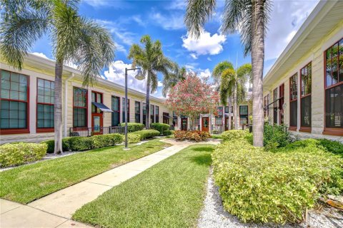 Condominio en venta en Tampa, Florida, 1 dormitorio, 90.67 m2 № 1799985 - foto 29