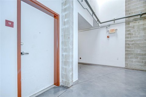 Condominio en venta en Tampa, Florida, 1 dormitorio, 90.67 m2 № 1799985 - foto 25