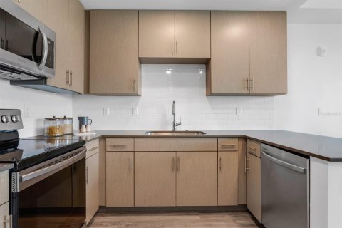 Copropriété à vendre à Sarasota, Floride: 1 chambre, 79.43 m2 № 2166747 - photo 11