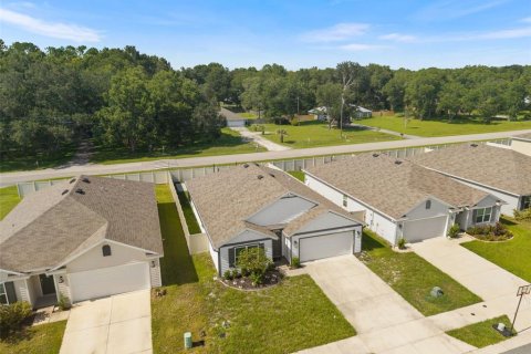 Villa ou maison à Newberry, Floride 4 chambres, 164.25 m2 № 2284017
