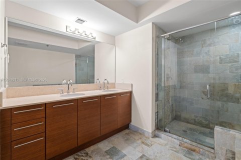 Copropriété à vendre à Sunrise, Floride: 3 chambres, 118.08 m2 № 2240948 - photo 19