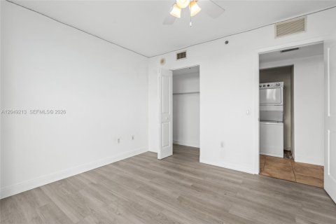 Copropriété à vendre à Sunrise, Floride: 3 chambres, 118.08 m2 № 2240948 - photo 29