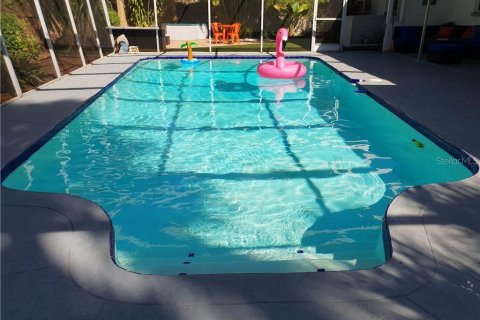 Casa en alquiler en Gulfport, Florida, 3 dormitorios, 120.31 m2 № 2143053 - foto 8