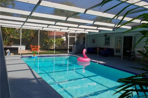 Casa en alquiler en Gulfport, Florida, 3 dormitorios, 120.31 m2 № 2143053 - foto 30