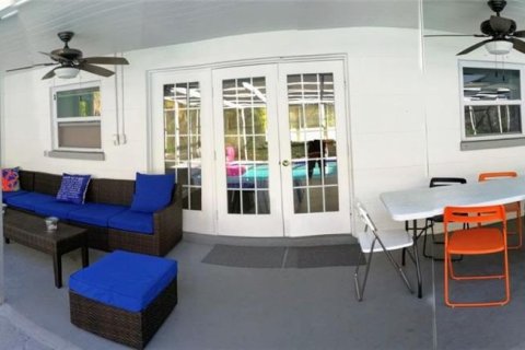 Casa en alquiler en Gulfport, Florida, 3 dormitorios, 120.31 m2 № 2143053 - foto 4