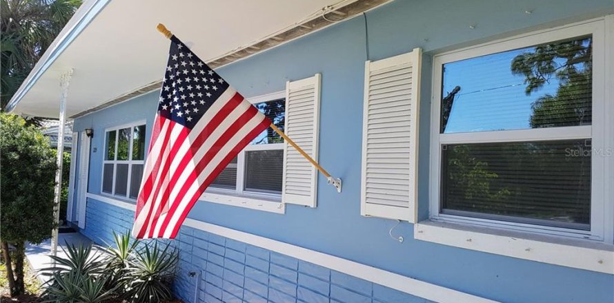 Casa en Gulfport, Florida 3 dormitorios, 120.31 m2 № 2143053