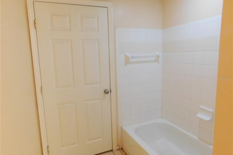 Touwnhouse à vendre à Tampa, Floride: 2 chambres, 107.02 m2 № 1916856 - photo 21