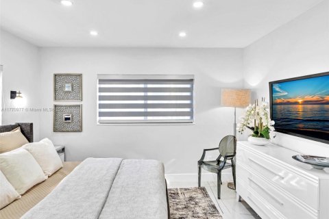 Купить виллу или дом в Майами, Флорида 3 спальни, 137.03м2, № 1957478 - фото 30