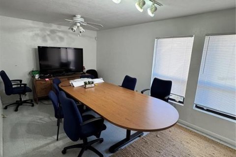 Commercial property in Gainesville, Florida 207.92 sq.m. № 1910437 - photo 12