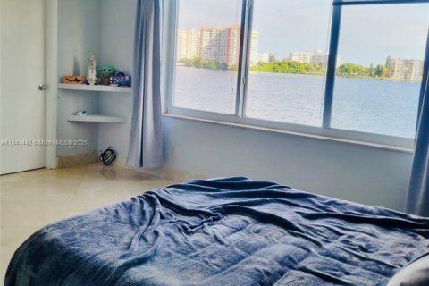 Купить кондоминиум в Майами, Флорида 2 спальни, 106.84м2, № 1842512 - фото 7
