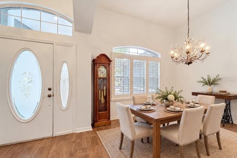 Купить виллу или дом в Леди-Лейк, Флорида 11 комнат, 191.66м2, № 2129573 - фото 9