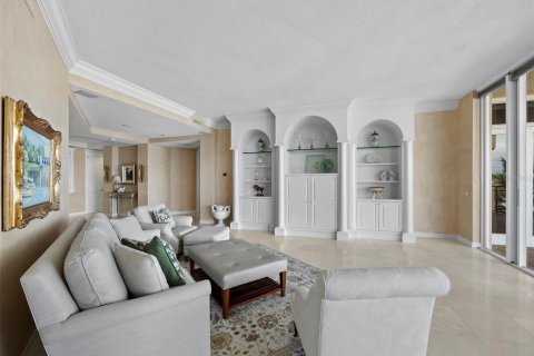 Condo in Longboat Key, Florida, 3 bedrooms  № 1883403 - photo 12