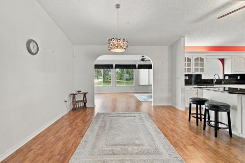 Villa ou maison à vendre à Summerfield, Floride: 3 chambres, 183.02 m2 № 2413738 - photo 13