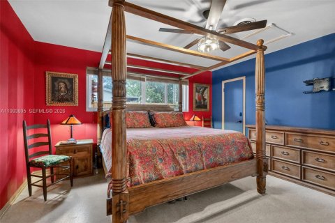 House in Hollywood, Florida 3 bedrooms, 147.53 sq.m. № 2063247 - photo 11