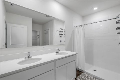 House in New Smyrna Beach, Florida 4 bedrooms, 169.83 sq.m. № 2237308 - photo 30