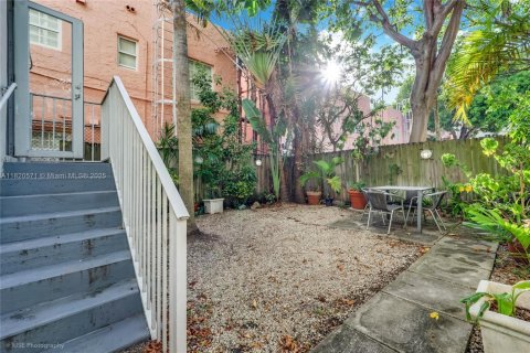 Copropriété à louer à Miami Beach, Floride: 1 chambre, 49.89 m2 № 1938310 - photo 10