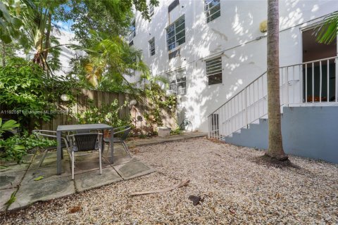 Condominio en alquiler en Miami Beach, Florida, 1 dormitorio, 49.89 m2 № 1938310 - foto 11