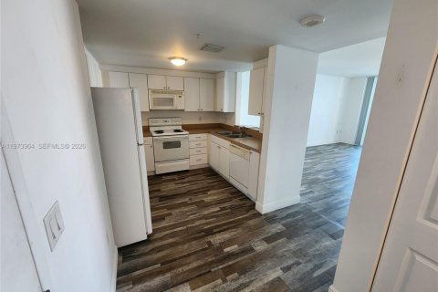 Condo in Miami, Florida, 1 bedroom  № 2033611