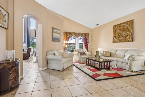 House in Ocoee, Florida 4 bedrooms, 301.47 sq.m. № 2258719 - photo 5