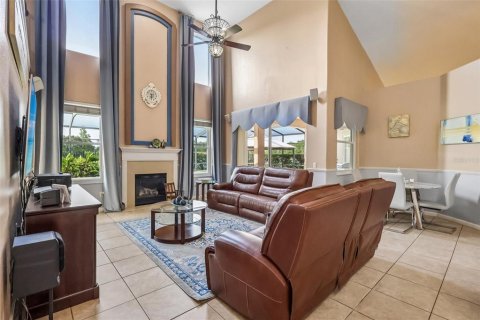 House in Ocoee, Florida 4 bedrooms, 301.47 sq.m. № 2258719 - photo 8