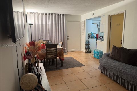Copropriété à vendre à North Miami Beach, Floride: 1 chambre, 65.03 m2 № 1957438 - photo 4