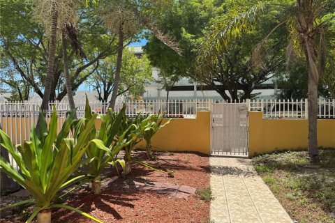 Copropriété à vendre à North Miami Beach, Floride: 1 chambre, 65.03 m2 № 1957438 - photo 18