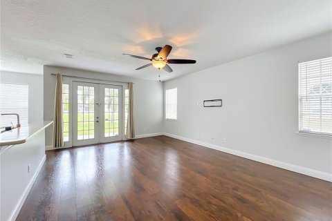 Casa en venta en Orlando, Florida, 4 dormitorios, 284 m2 № 2345476 - foto 18