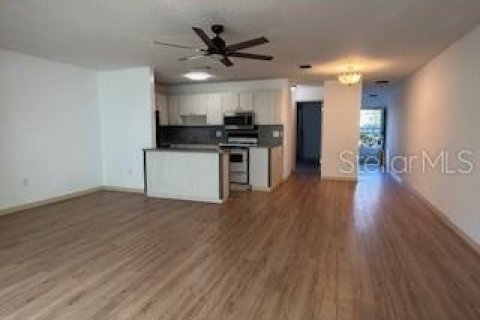 Condo in Saint Petersburg, Florida, 1 bedroom  № 1654109 - photo 10
