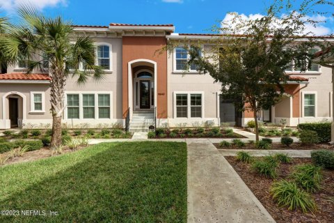 Casa en venta en Fernandina Beach, Florida, 3 dormitorios, 191.75 m2 № 857535 - foto 1