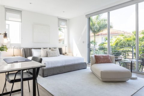 Adosado en alquiler en Miami, Florida, 4 dormitorios, 256.13 m2 № 2060052 - foto 24