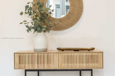 Adosado en alquiler en Miami, Florida, 4 dormitorios, 256.13 m2 № 2060052 - foto 6