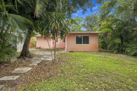 Casa en venta en Fort Lauderdale, Florida, 2 dormitorios, 95.04 m2 № 2402266 - foto 10