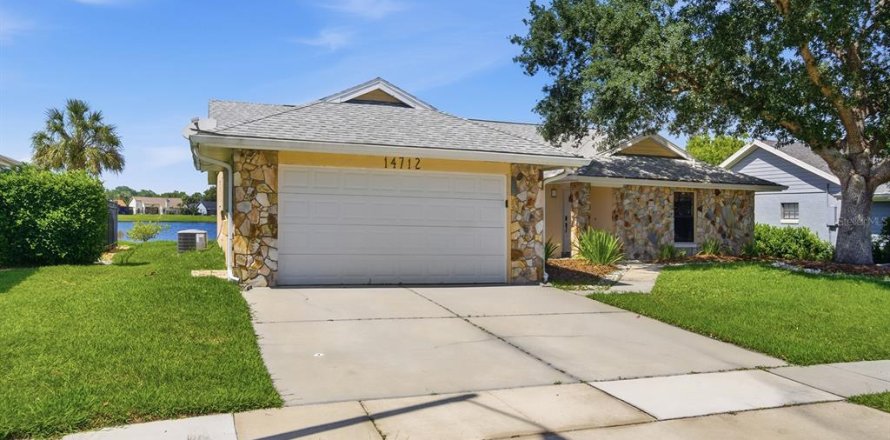 Villa ou maison à Orlando, Floride 4 chambres, 185.8 m2 № 2147900