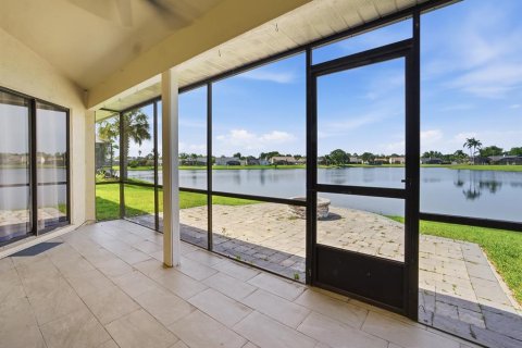 Villa ou maison à vendre à Orlando, Floride: 4 chambres, 185.8 m2 № 2147900 - photo 20
