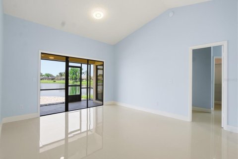 Villa ou maison à vendre à Orlando, Floride: 4 chambres, 185.8 m2 № 2147900 - photo 5