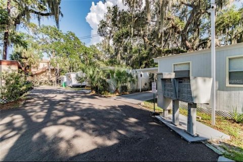 Commercial property in Largo, Florida 440 bedrooms, 9.29 sq.m. № 1873317 - photo 7