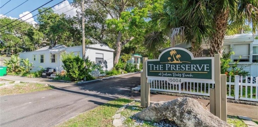 Commercial property in Largo, Florida 440 bedrooms, 9.29 sq.m. № 1873317